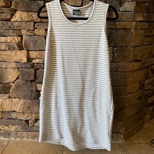 32 Degrees cool gray and white striped tank sundress with pockets size small